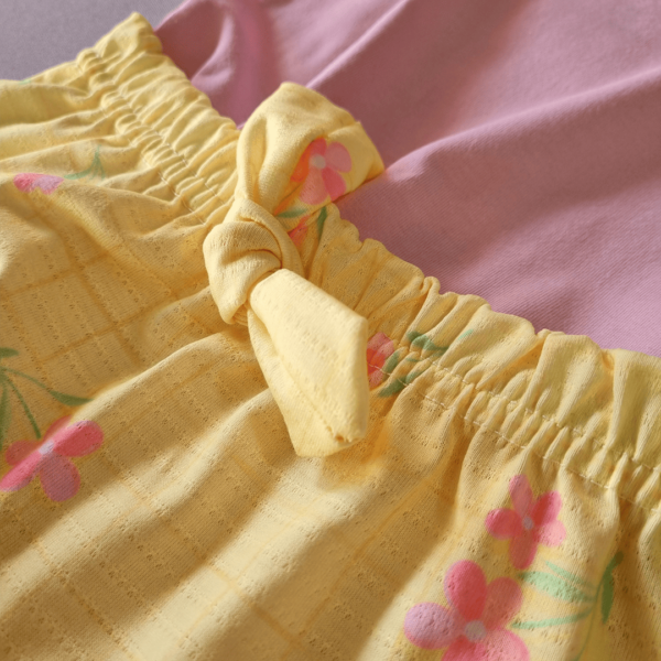 Conjunto Body Rosa + Saia Amarela Floral - Image 5