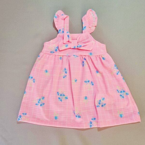 Vestido Rosa com Lacinho – Delicadeza que encanta