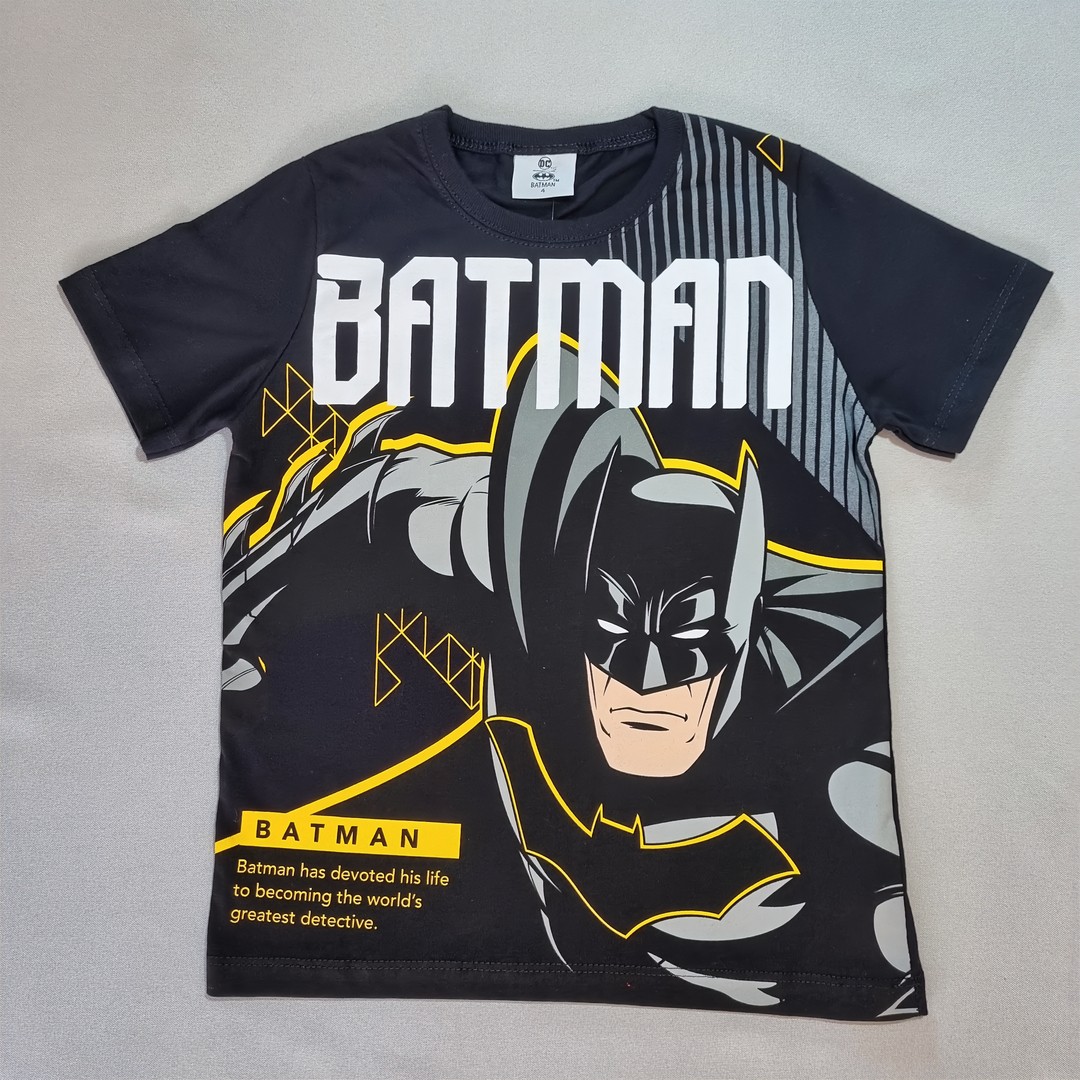 Camiseta Batman Urban Hero – Estilo que Protege Gotham