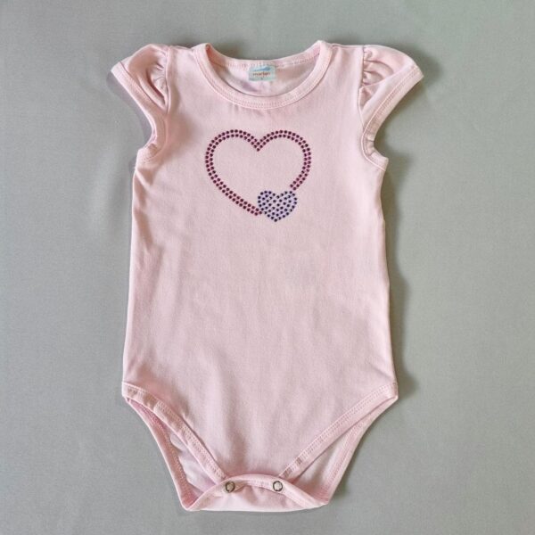 Conjunto Body Rosa + Saia Azul com Corações - Image 3