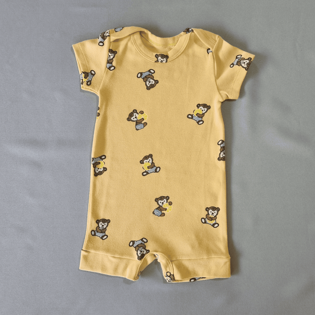 Macacão Macaquinhos Amarelo – Edição Encantos Únicos