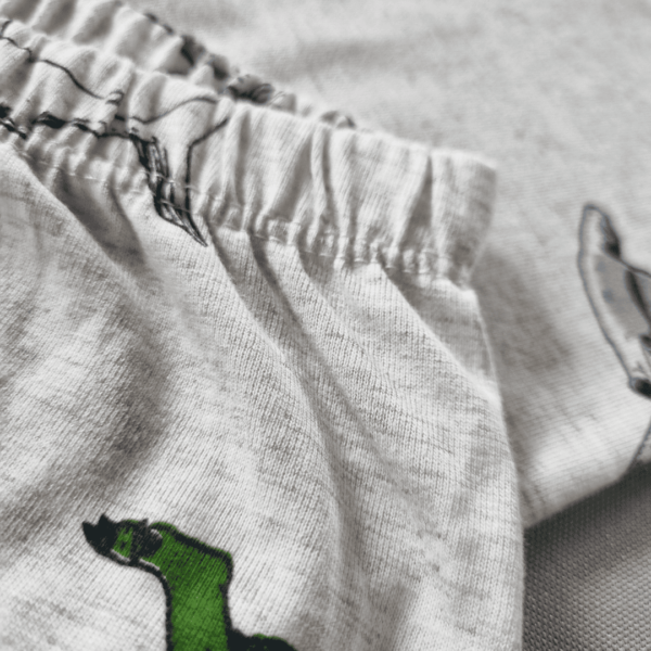 Pijama Dino & Tubarão – Edição Encantos Únicos - Image 2